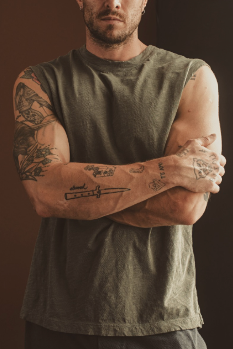 Relaxed Muscle in Slub Cotton