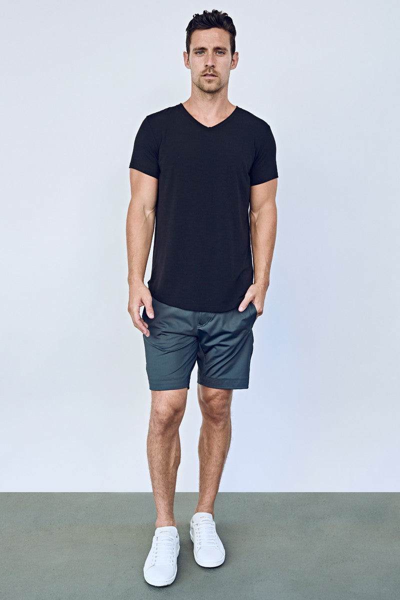 EYSOM Men&#39;s Charcoal and Black Colorblock 8-Inch Training Shorts